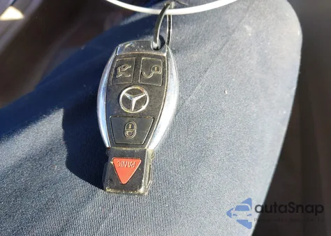 2011 Mercedes-Benz E 350 4Matic from USA, damaged, VIN WDDHF8HBXBA442065